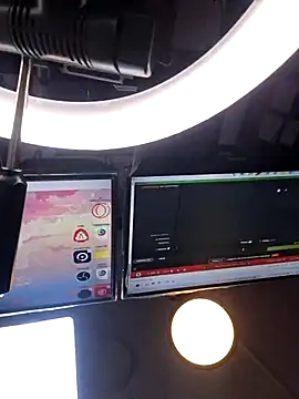 Dany Moon  online show from April 3, 2026, 12:58 pm