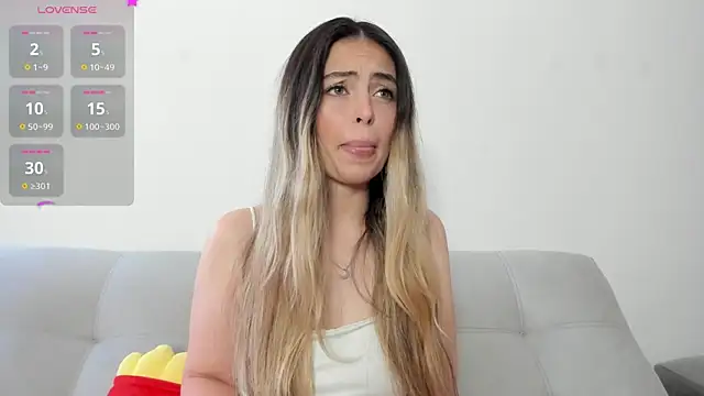 Snapshot of Fernanda_aaaa chatting on June 25, 2026, 3:16 pm Fernanda aaaa online show from June 25, 2026, 3:16 pm