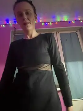 Snapshot of Alis_Roxy chatting on March 1, 2026, 3:19 am Alis Roxy online show from March 1, 2026, 3:19 am