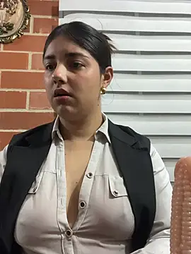 A-uroora online show from April 19, 2026, 10:25 am