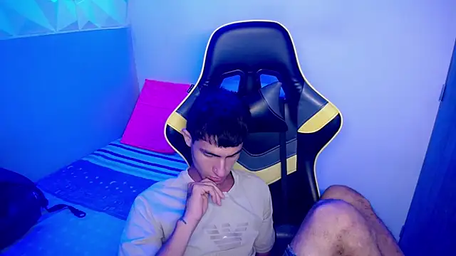 Akyra latinn online show from February 21, 2026, 4:30 pm