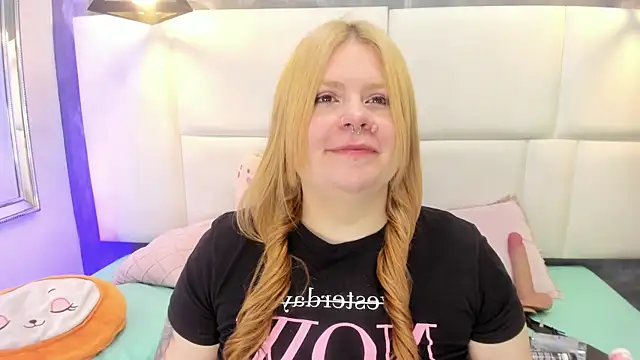 Martina armos online show from April 28, 2026, 1:49 pm