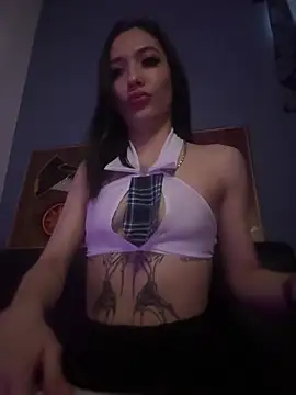 Snapshot of MamiSoft420 chatting on April 8, 2026, 1:44 pm MamiSoft420 online show from April 8, 2026, 1:44 pm