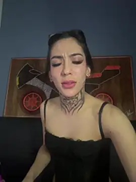 Snapshot of MamiSoft420 chatting on April 10, 2026, 9:14 am MamiSoft420 online show from April 10, 2026, 9:14 am