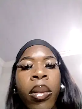 Snapshot of Chocolate_Queenxx03 chatting on July 8, 2026, 12:59 am Chocolate Queenxx03 online show from July 8, 2026, 12:59 am