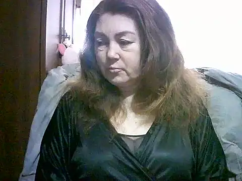 Snapshot of Russian_Lara chatting on February 6, 2026, 5:45 am Russian Lara online show from February 6, 2026, 5:45 am