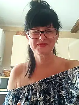 AliceSwan57 online show from July 17, 2026, 6:20 am