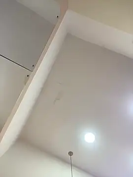 JuliaaVega online show from February 19, 2026, 12:12 pm