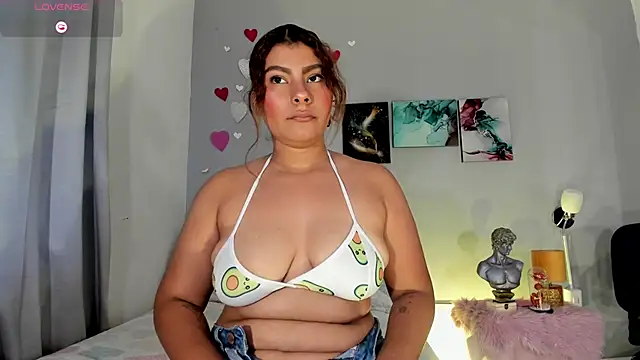 Snapshot of ConnyLoret chatting on February 21, 2026, 3:13 pm ConnyLoret online show from February 21, 2026, 3:13 pm