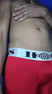 juanmaur22 online show from February 4, 2026, 10:10 am