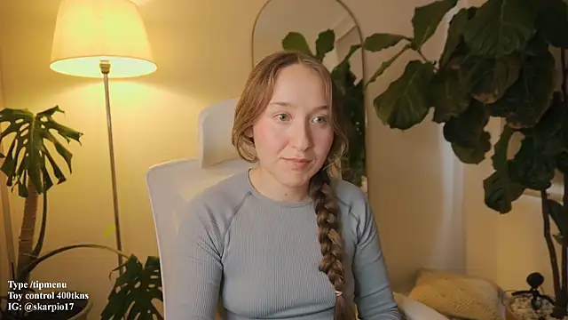 Scarlett NoirMuse online show from March 9, 2026, 8:57 pm