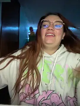 Snapshot of Vixroy7 chatting on February 19, 2026, 1:01 am Vixroy7 online show from February 19, 2026, 1:01 am