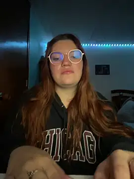 Snapshot of Vixroy7 chatting on February 24, 2026, 12:52 am Vixroy7 online show from February 24, 2026, 12:52 am