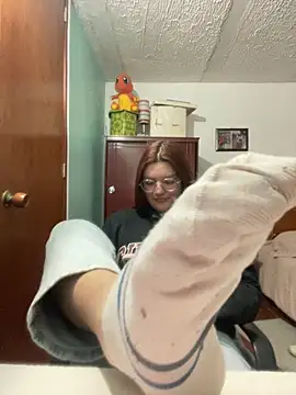 Vixroy7 online show from April 8, 2026, 12:32 am