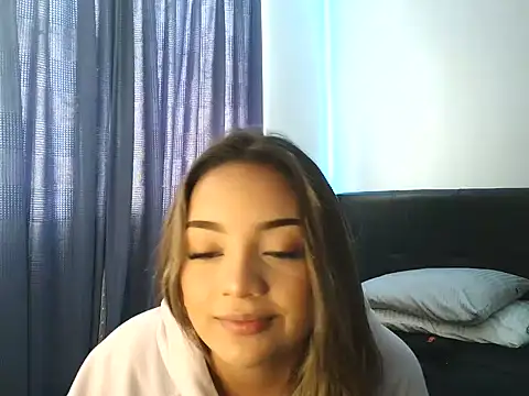 Itsgabyx online show from February 18, 2026, 6:37 pm