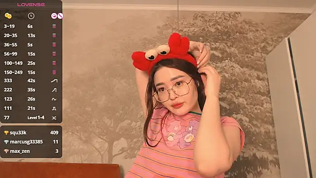 Snapshot of Hiaru_Cutie chatting on January 26, 2025, 8:46 am Hiaru Cutie online show from January 26, 2025, 8:46 am