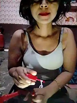 Ayesha Khan1 online show from April 5, 2026, 10:51 pm