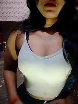 Ayesha Khan1 online show from April 7, 2026, 1:44 pm