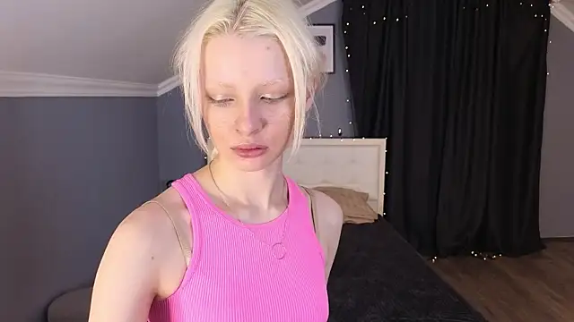 Snapshot of Naomi_Demio chatting on February 25, 2026, 9:19 am Naomi Demio online show from February 25, 2026, 9:19 am