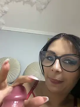Snapshot of HiddendesireXO01 chatting on July 16, 2026, 6:58 pm HiddendesireXO01 online show from July 16, 2026, 6:58 pm