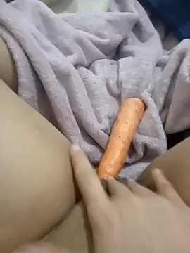 hanina127 online show from March 1, 2026, 2:57 am