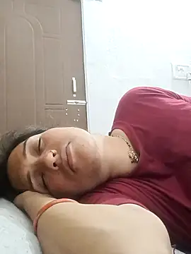 Snapshot of Cute-karisma1234 chatting on February 20, 2026, 9:15 pm Cute-karisma1234 online show from February 20, 2026, 9:15 pm