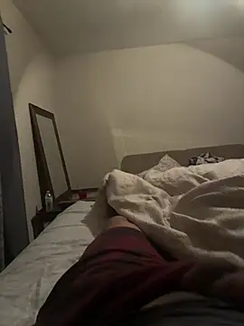 Clarizta online show from April 8, 2026, 2:33 am