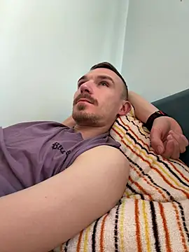 TheMaskShow online show from April 25, 2026, 7:11 am