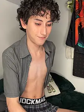 Snapshot of noynxz chatting on February 25, 2026, 4:00 am noynxz online show from February 25, 2026, 4:00 am