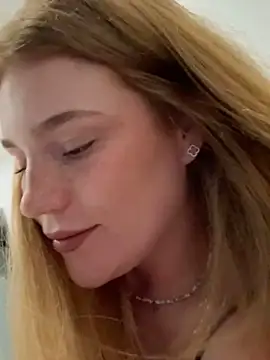 SunnyGrin online show from February 24, 2026, 6:39 pm