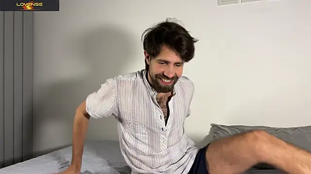 DomAtHome online show from June 8, 2026, 9:48 pm