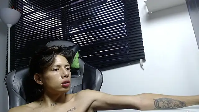 Snapshot of Didi_hard chatting on February 3, 2026, 8:14 pm Didi hard online show from February 3, 2026, 8:14 pm