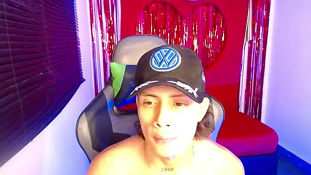 Snapshot of Didi_hard chatting on February 15, 2026, 7:51 am Didi hard online show from February 15, 2026, 7:51 am