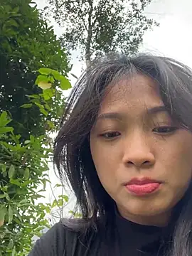 Lyn-be99 online show from February 11, 2026, 6:40 am