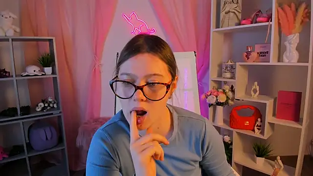 CelestineMauriac online show from February 16, 2026, 3:30 pm