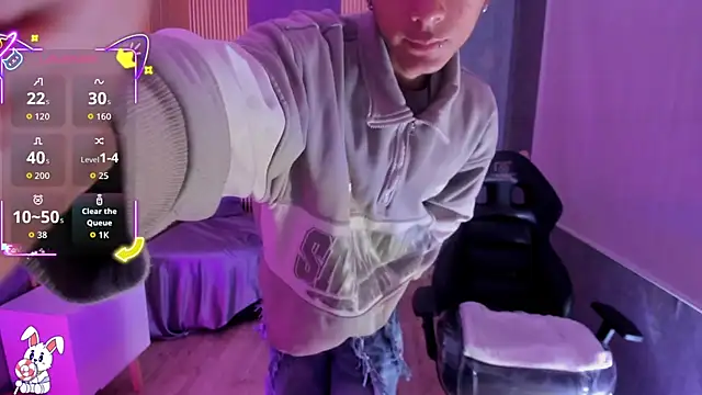 Snapshot of osamu_tay chatting on February 22, 2026, 11:53 am osamu tay online show from February 22, 2026, 11:53 am