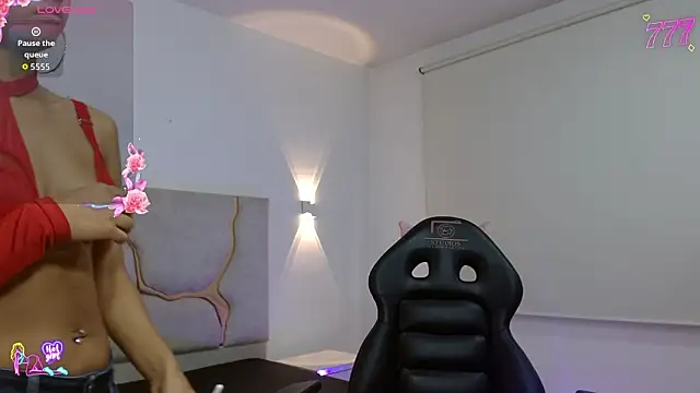 Snapshot of TINY_TAY chatting on March 2, 2026, 11:50 am TINY TAY online show from March 2, 2026, 11:50 am