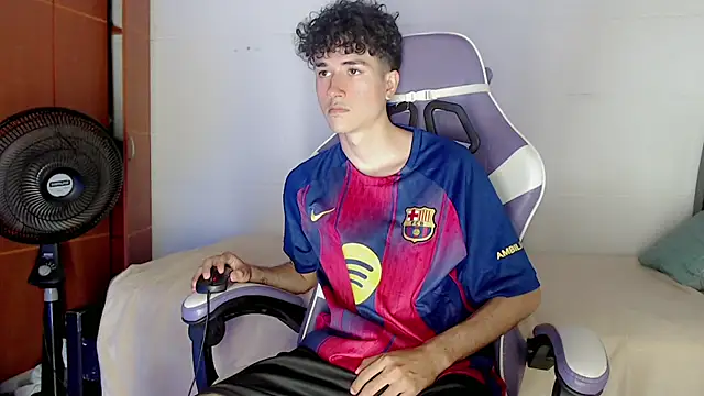 Johnny cagee  online show from February 26, 2026, 11:48 pm