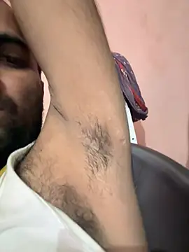 Snapshot of hardlysuck chatting on May 25, 2026, 6:36 pm hardlysuck online show from May 25, 2026, 6:36 pm