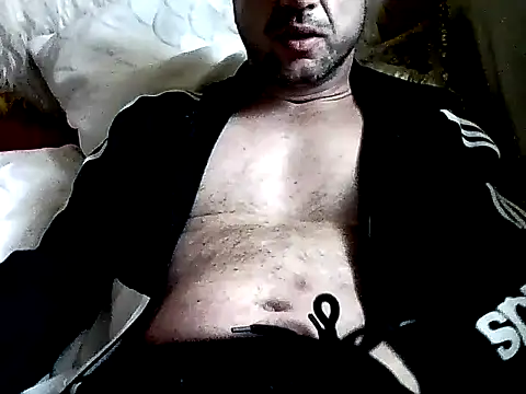 XXMejloXX online show from April 21, 2026, 10:43 am