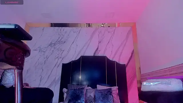 Snapshot of Adonis_hot chatting on February 20, 2026, 5:26 am Adonis hot online show from February 20, 2026, 5:26 am