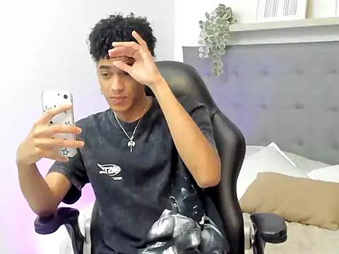 Snapshot of wes_gibbings chatting on February 17, 2026, 2:46 pm wes gibbings online show from February 17, 2026, 2:46 pm