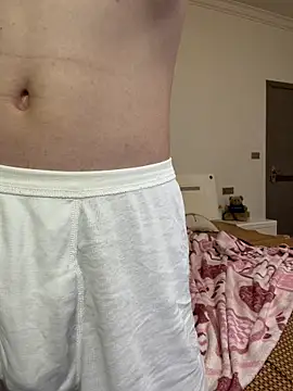 Snapshot of llkiki chatting on July 5, 2026, 4:19 am llkiki online show from July 5, 2026, 4:19 am