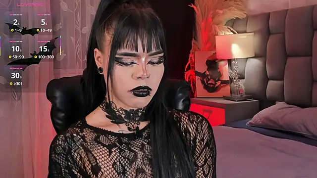 Snapshot of SweetDevil_7 chatting on July 2, 2026, 11:22 pm SweetDevil 7 online show from July 2, 2026, 11:22 pm