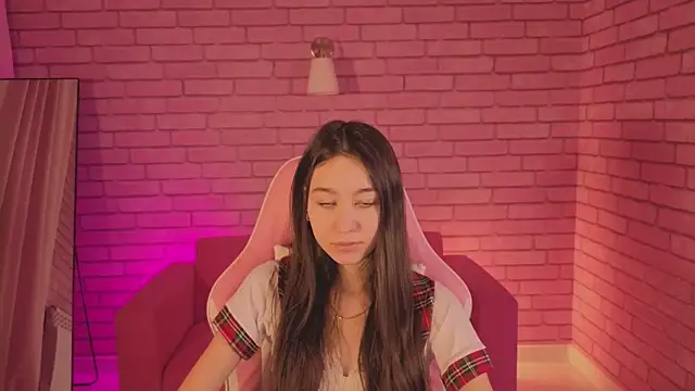 Snapshot of Nicole_Brownie chatting on February 14, 2026, 1:13 am Nicole Brownie online show from February 14, 2026, 1:13 am