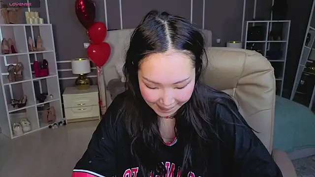 Snapshot of ElinaMotion chatting on February 15, 2026, 7:51 am ElinaMotion online show from February 15, 2026, 7:51 am