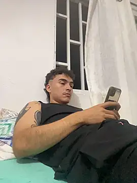 Snapshot of vanilla_Kush chatting on February 12, 2026, 4:51 am vanilla Kush online show from February 12, 2026, 4:51 am