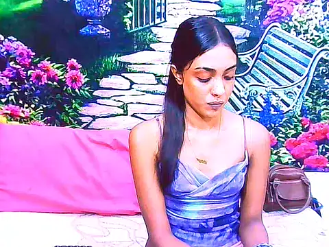 Snapshot of IndianPretty14u2Luv chatting on April 22, 2026, 6:05 am IndianPretty14u2Luv online show from April 22, 2026, 6:05 am