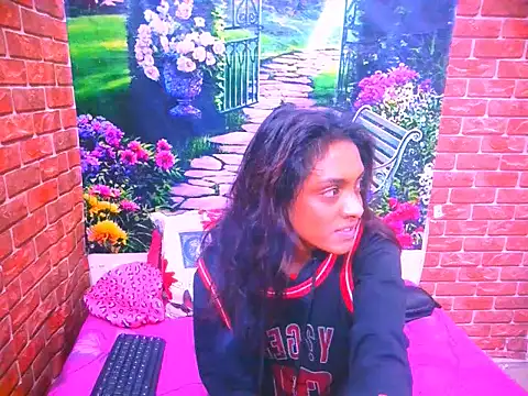 Snapshot of IndianPretty14u2Luv chatting on June 14, 2026, 5:09 am IndianPretty14u2Luv online show from June 14, 2026, 5:09 am