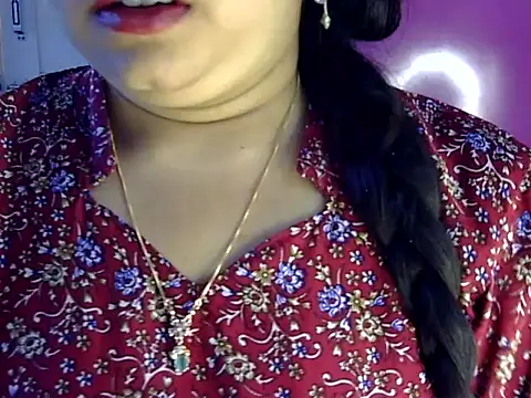 Snapshot of Cute_Aliyaa chatting on July 13, 2026, 12:30 pm Cute Aliyaa online show from July 13, 2026, 12:30 pm